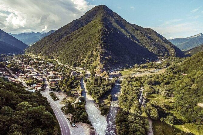 Gudauri-Jinvali-Ananuri Private tour - The Journey Begins: From Tbilisi to the Caucasus