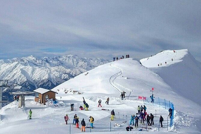Gudauri-Jinvali-Ananuri Private tour - The Iconic Friendship Monument and Panoramic Views