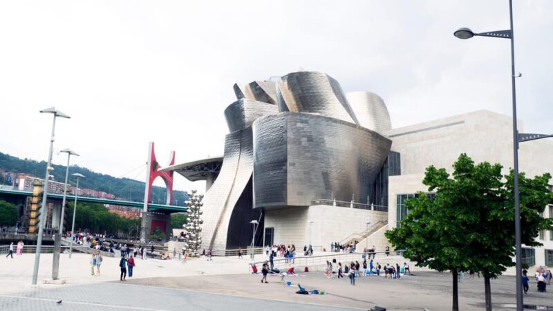Guggenheim: Art explained by artists - Final Thoughts: Who Is This Tour For?