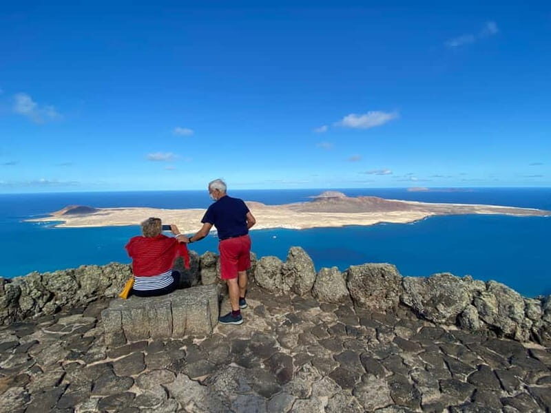 Guided and private excursion of the island of Lanzarote - Why Choose This Tour?