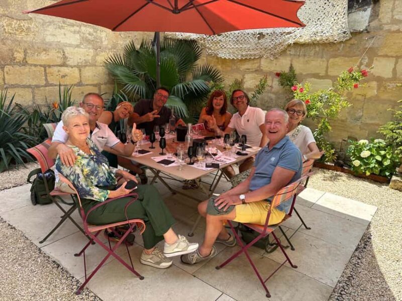 Guided Bordeaux Wine Tasting Class with 6 Wines and pairings - Key Points