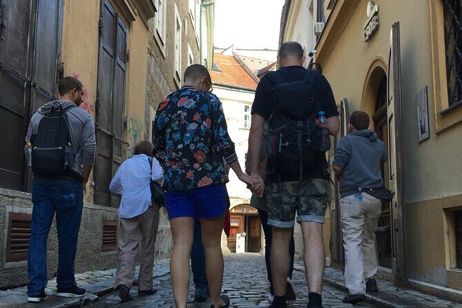 Guided City and Castle Tour from Bratislava - Key Points