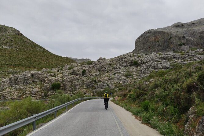 Guided Cycling - Blue Village Ronda - Moderate Level Difficulty - A Taste of Authentic Andalusia on Two Wheels