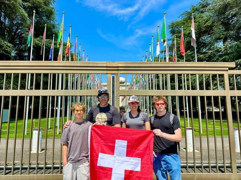 Guided day trip from Geneva with pick-up service - Key Points