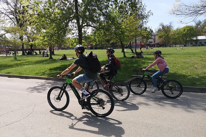 Guided E-bike Tour in Bologna with aperitif - An In-Depth Look at the Bologna E-bike Tour