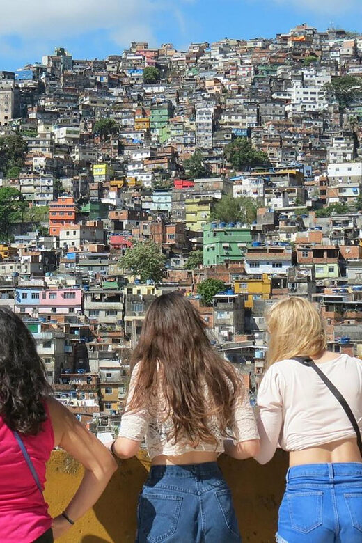 Guided Excursion: Get to Know Rocinha - Key Points