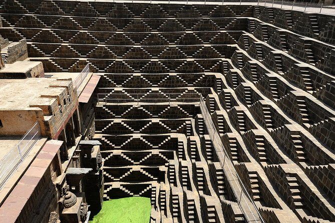 Guided Fatehpur Sikri & Abhaneri Tour From Agra To Jaipur By Car - Who Would Benefit Most?