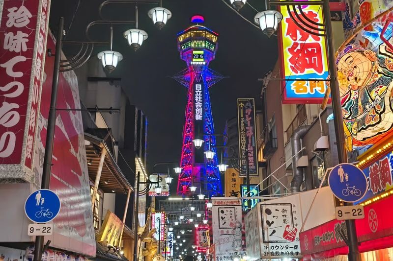 Guided Food Tour with 15 Dishes in Shinsekai, Osaka - What the price includes, and where the value lies
