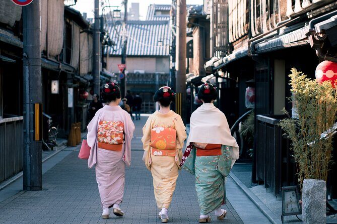 Guided Gion Tour: Explore Kyotos Historic Geisha District - Who Should Consider This Tour?