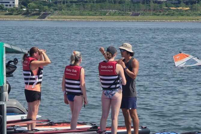 Guided Han River Paddling  Urban Nature Escape - Key Points