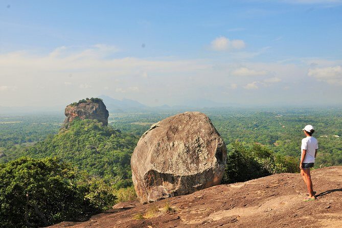 Guided Hike & Picnic with an Amazing View on Pidurangala Rock - Experience the Best of Sigiriya with a Guided Hike & Picnic on Pidurangala Rock