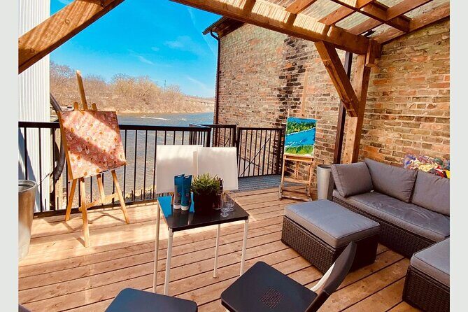 Guided Historical and Cultural Tour in Downtown Paris, ON Canada - Key Points