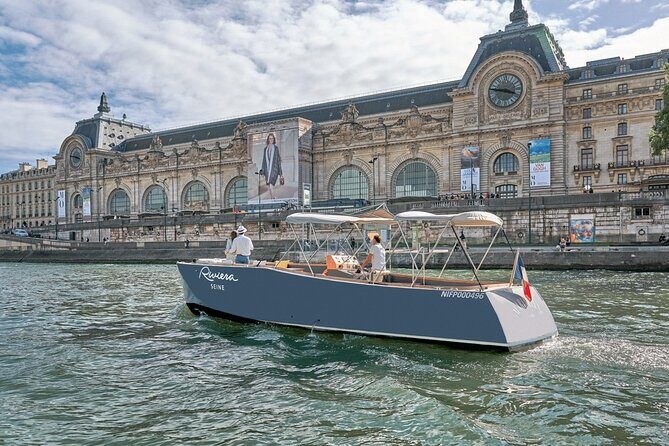 Guided Luxury River Cruise & Walking Tour of Paris' Monuments - FAQ