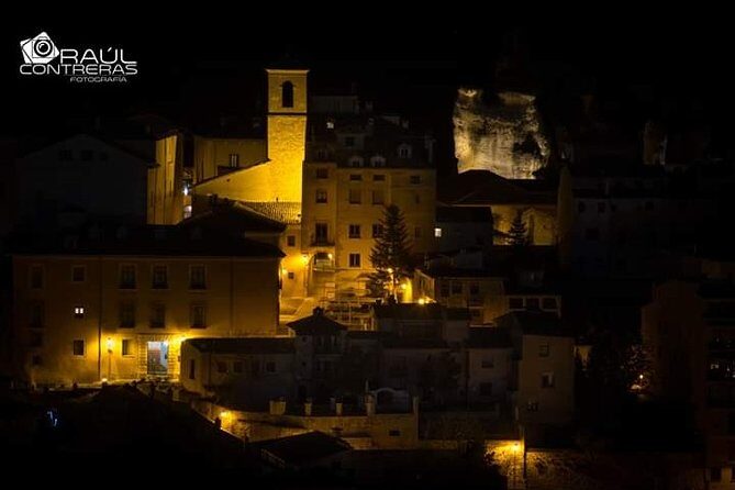 guided night tour - Exploring Cuenca by Night: A Guided Tour of History, Architecture, and Breathtaking Views