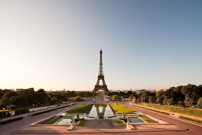 Guided Paris Day Trip from London by Train with Seine Cruise - Key Points