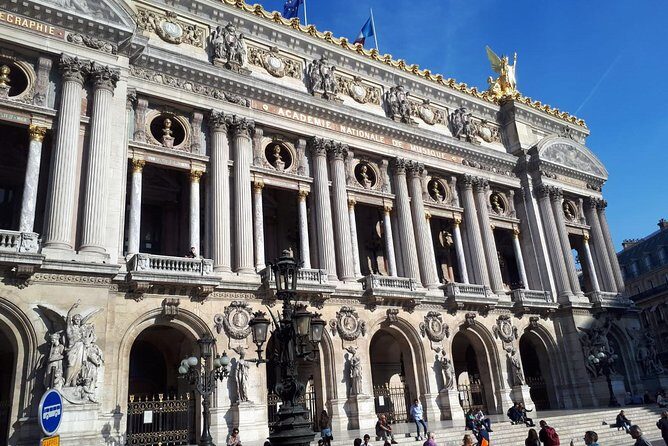 Guided Paris Day Trip from London by Train with Seine Cruise - FAQ