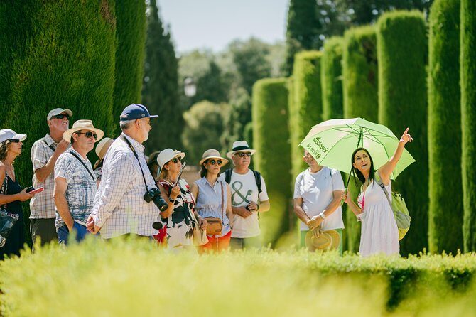 Guided tour: discover the 2 great monuments in Córdoba: Mezquita and Alcázar. - Authentic Experience and Expert Guidance