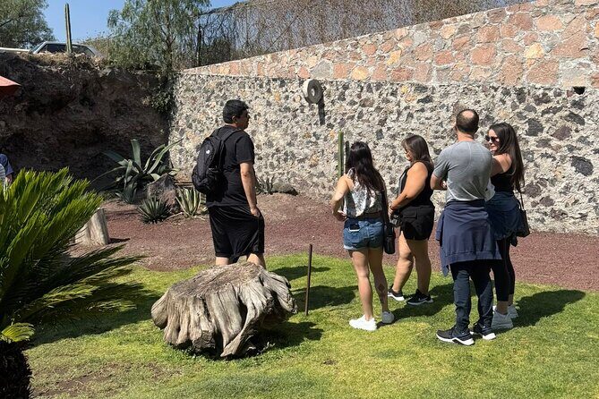 Guided tour EN Teotihuacan - Breakfast EN cave-round transport - FAQ: Practical Questions Answered