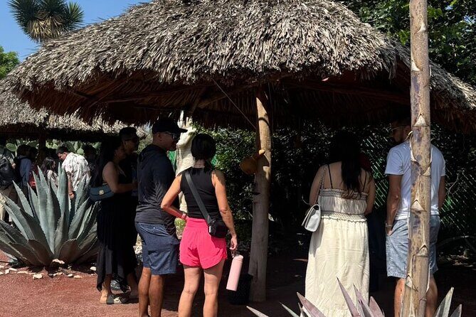 Guided tour EN Teotihuacan - Breakfast EN cave-round transport - Final Words