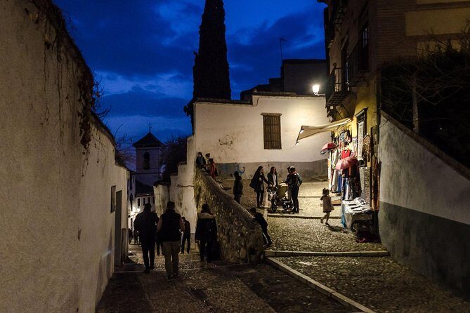 Guided tour Granada Unexplained - Key Points