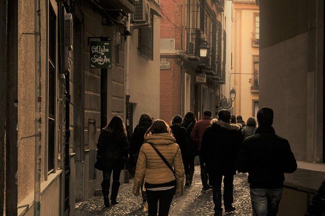 Guided tour Granada Unexplained - A Detailed Look at the Granada Unexplained Tour