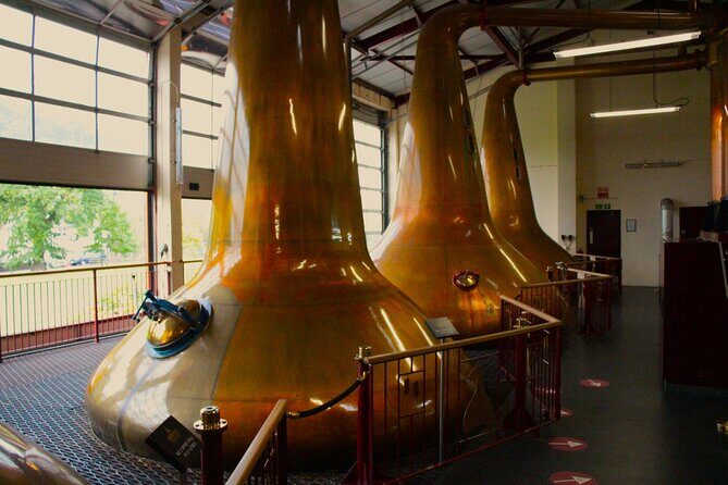 Guided Tour in Aberfeldy Distillery with Connoisseur Experience - Summary: Who Will Appreciate This Tour?