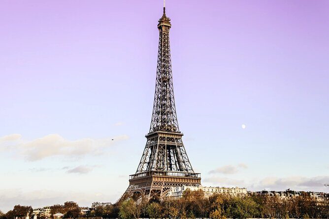 Guided Tour in Eiffel Tower and Pick up - The Ascent and Summit Experience