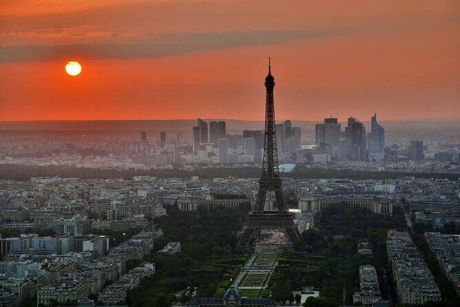 Guided Tour in Eiffel Tower and Pick up - Authentic Insights and Genuine Value