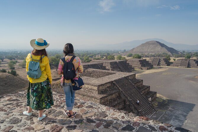 Guided tour in Teotihuacan + breakfast in Cueva + Transportation CDMX - Discover the Mysteries of Teotihuacan with a Cultural Twist