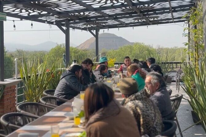 Guided Tour in the Pyramids of Teotihuacan with Breakfast - The Value of This Tour