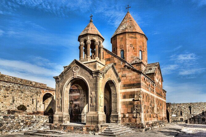 Guided tour: Khor Virap, Noravank Monastery, Areni, Jermuk - Practical Details and What It Means for You