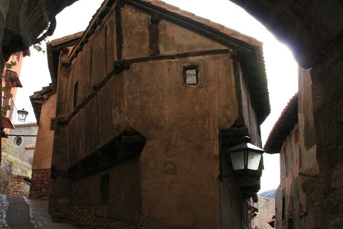 Guided Tour of Albarracín and Casa Noble - Exploring Albarracín: A Tour You Can Trust