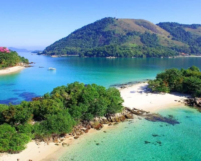 Guided tour of Angra, with lunch (departing from Angra) - Key Points