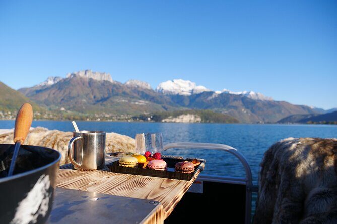 Guided tour of Annecy + Fondue cruise on the lake from Lyon - Frequently Asked Questions