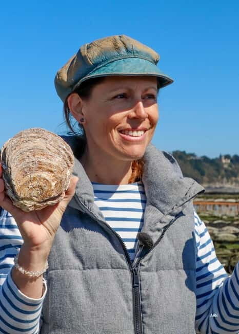 Guided tour of Cancale's oyster beds - A Detailed Look at the Cancale Oyster Bed Tour