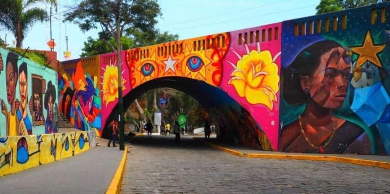 Guided tour of Chorrillos and Barranco - Key Points