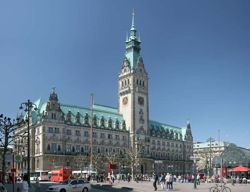 Guided tour of Hamburg - The Heart of Hamburg in Just Two Hours