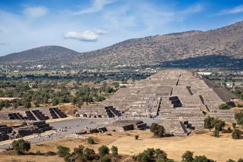 Guided tour of Mexico City: Teotihuacan, Guadalupe, and the Mexica city of Tlatelolco - Key Points