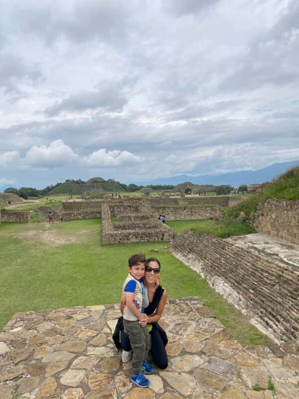 Guided tour of Monte Albán. No tourist traps - Experience the Best of Monte Albán with a Guided Tour Free of Tourist Traps