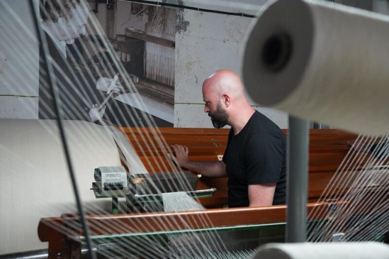 Guided tour of our textile laboratory and practical test - Who should consider this tour?