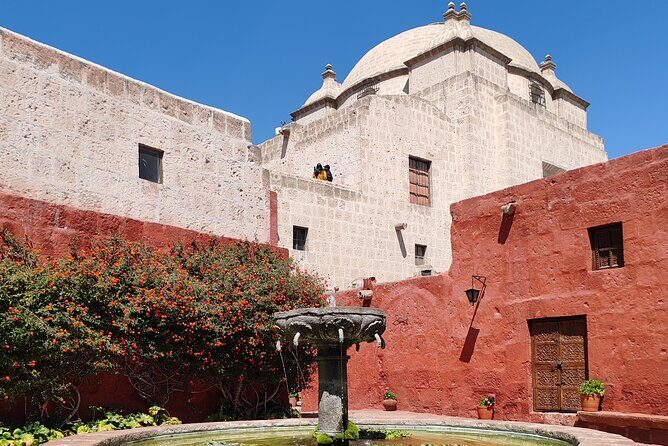 Guided tour of the city of Arequipa in private service - Discover Arequipa: A Guided Tour Through "The White City"