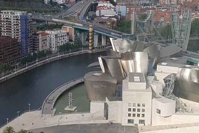 Guided tour of the Guggenheim Museum Bilbao in Spanish - Who Will Love This Tour?