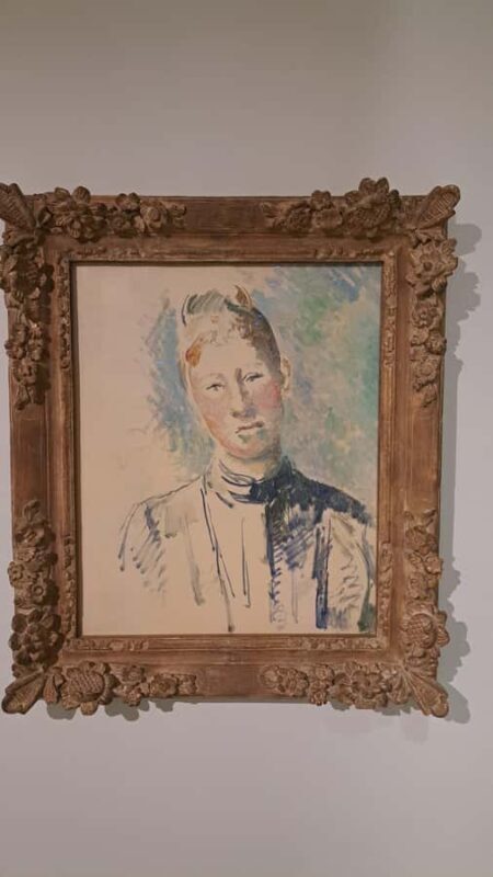 Guided tour of the Guggenheim Museum in NY - Climbing the Spiral Ramp: A Visual and Emotional Journey