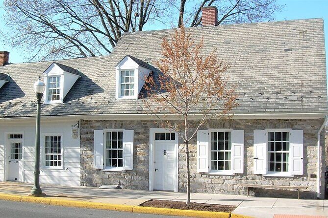 Guided Tour of the Lititz 1792 Johannes Mueller House - Why This Tour Works for Different Travelers