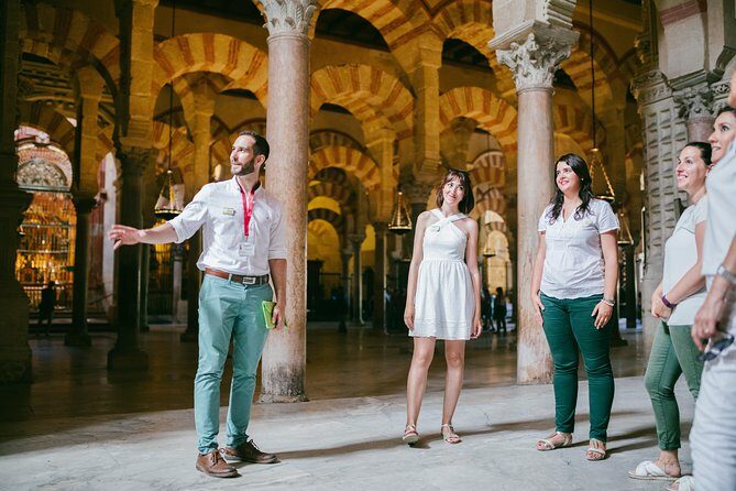 Guided tour of the Mosque with entrance included - Practical Details and Tips