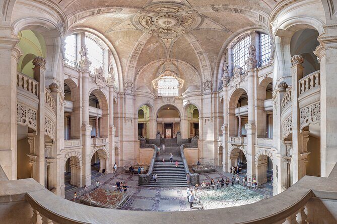 Guided tour of the New Town Hall in Hanover - Exploring Hanover’s New Town Hall: A Guided Tour Worth Your Time