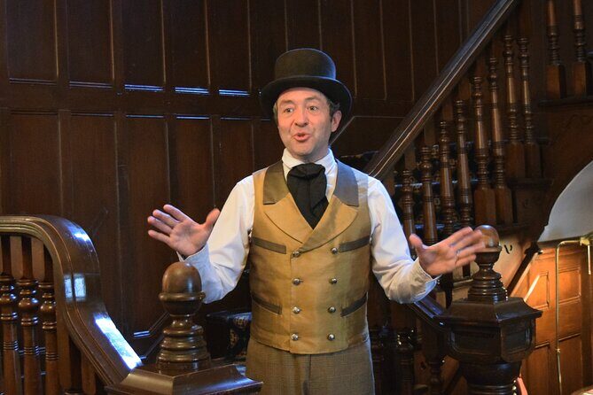 Guided Tour of the Quebec Garrison Club - Discover the History of the Quebec Garrison Club: A Brief but Engaging Guided Tour