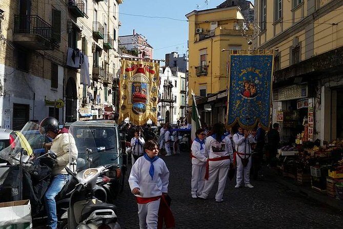 Guided tour of the Sanità District with an art expert - FAQs