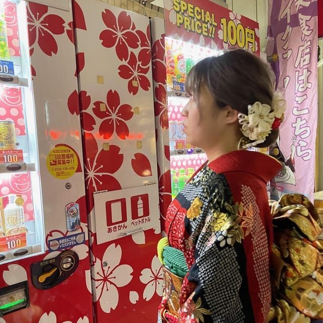 Guided Tour of Walking and Photography in Asakusa in kimono - A Fun, Cultural Stroll through Asakusa in Kimono
