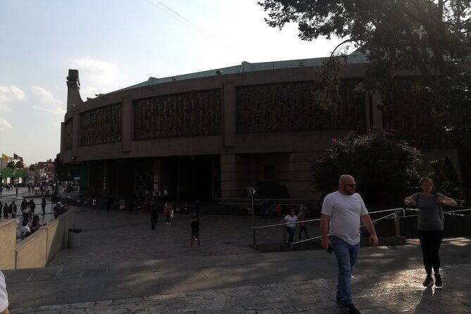 Guided tour POR the Basilica DE Guadalupe with architect - A Full Review of the Basilica de Guadalupe Guided Tour